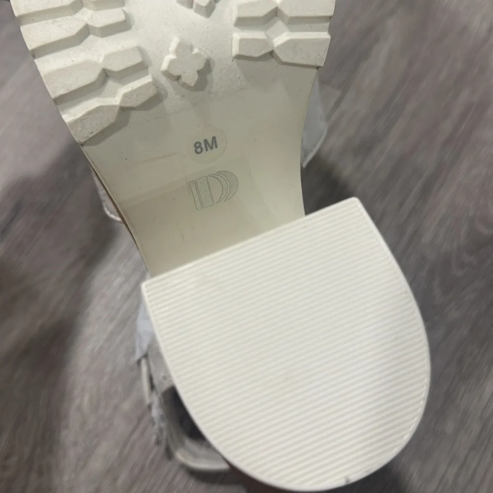 Lulus amelio footwear